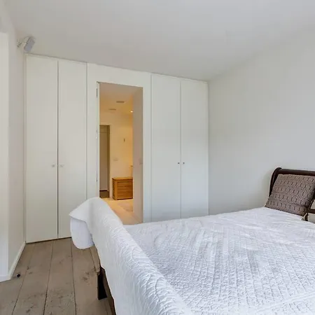 Apartment Appart Montaigne *