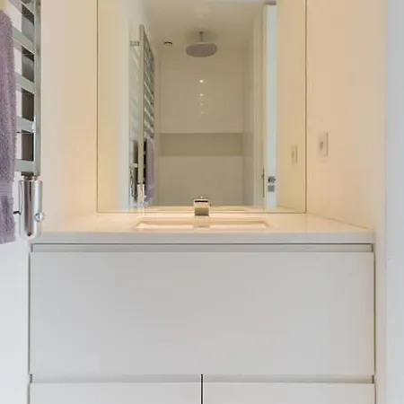 Apartment Appart Montaigne